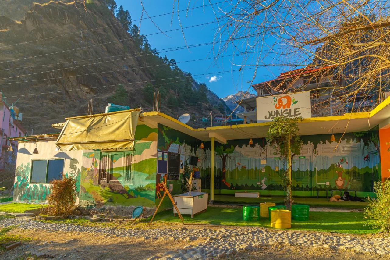 Jungle Hostel By Whoopers Касол Екстериор снимка