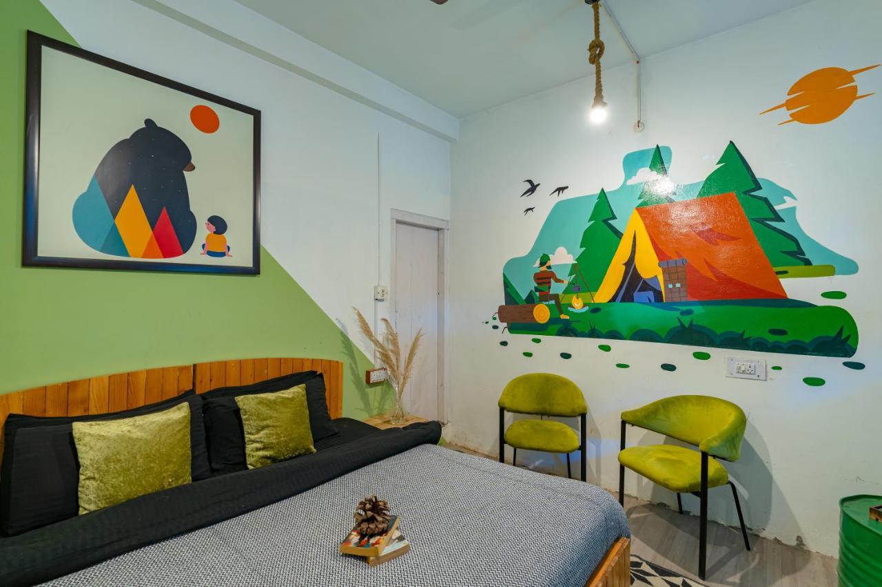 Jungle Hostel By Whoopers Касол Екстериор снимка
