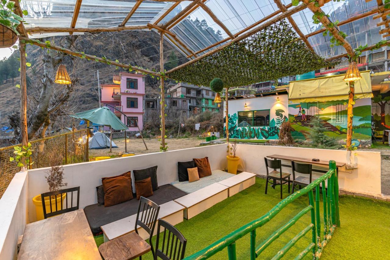 Jungle Hostel By Whoopers Касол Екстериор снимка