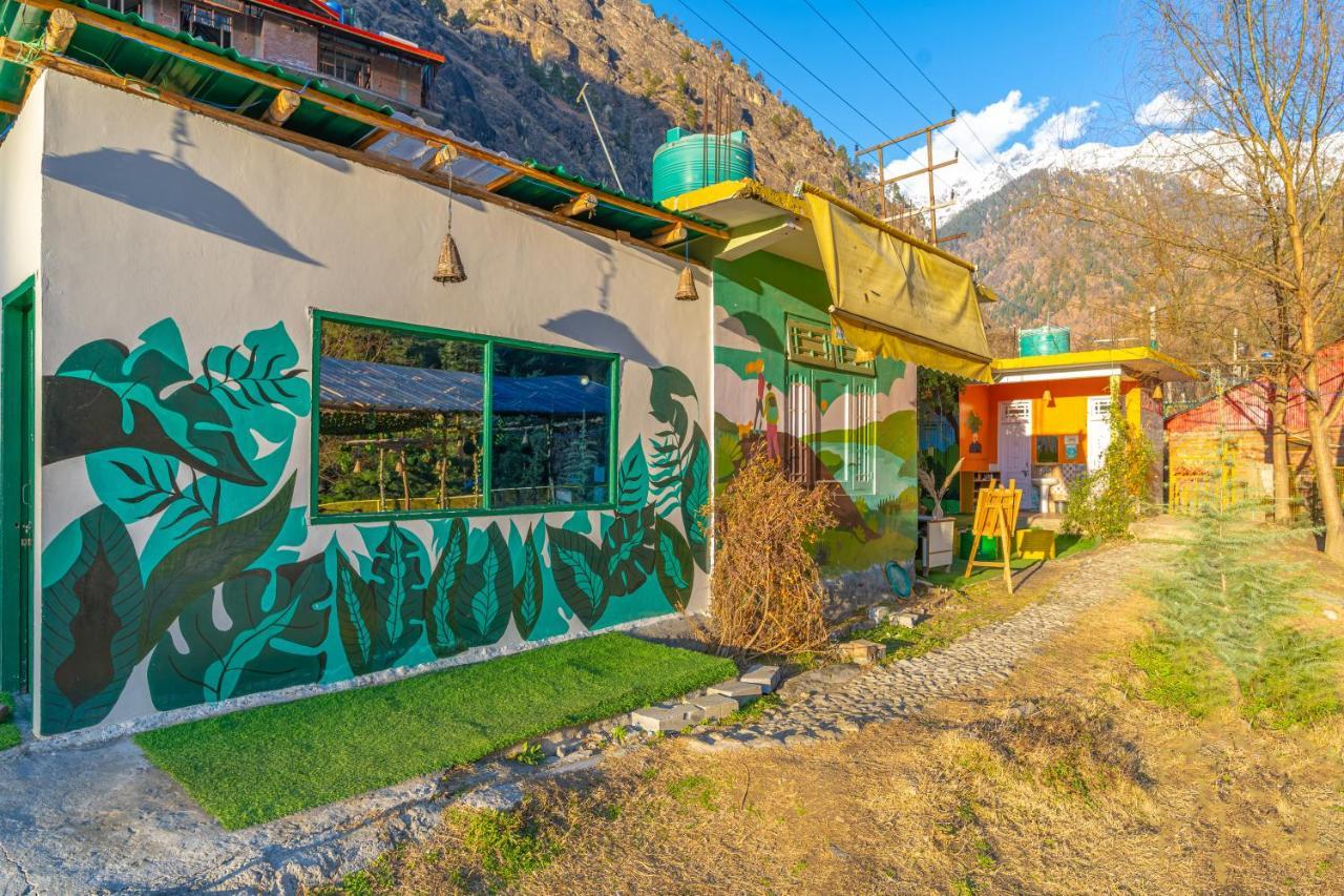 Jungle Hostel By Whoopers Касол Екстериор снимка