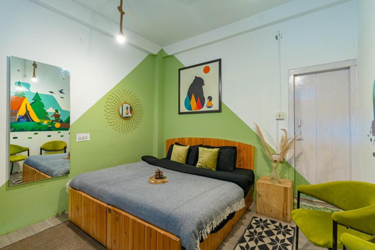 Jungle Hostel By Whoopers Касол Екстериор снимка