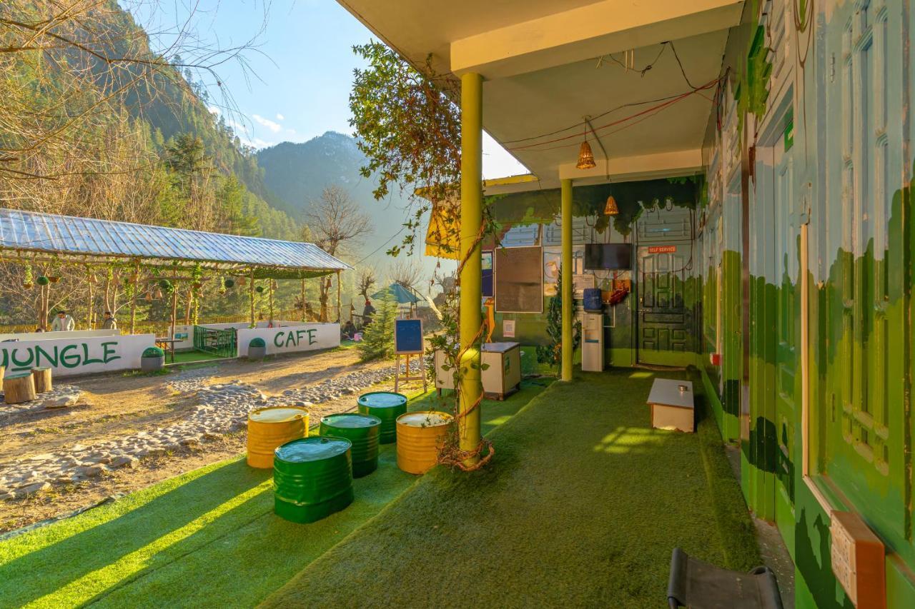 Jungle Hostel By Whoopers Касол Екстериор снимка